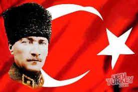 Mustapha Kemal Atatürk, un modèle pour les nations musulmanes que les patriotes français devraient adopter.